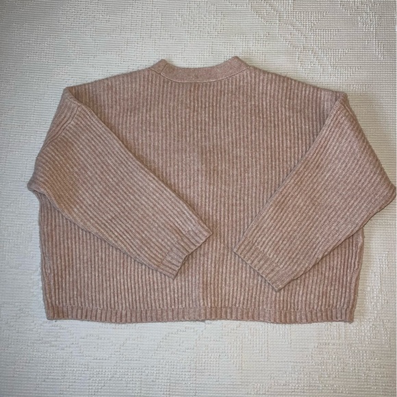 Abercrombie & Fitch Ribbed Blush Cardigan - Picture 2 of 2